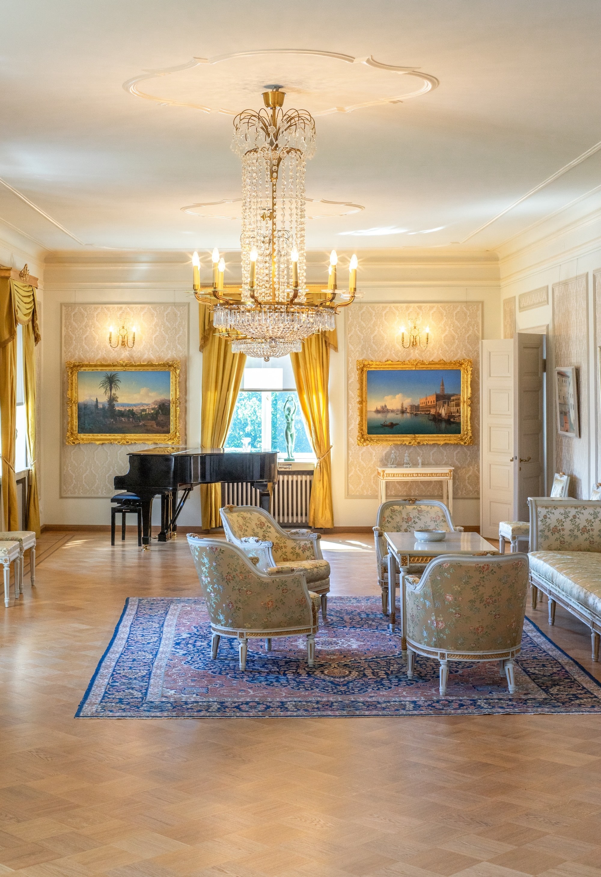 gallery